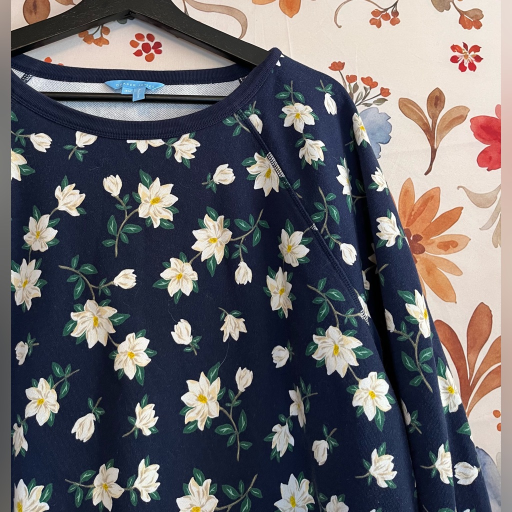 Draper James Womens 3x Blue White Preppy City Floral Comfy Winter Sweatshirt